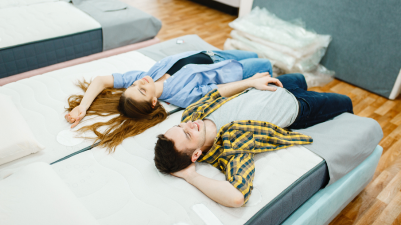 Comprar sofá cama vale a pena Conheça 4 vantagens